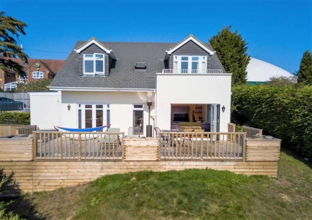 Property photo 2 of 13