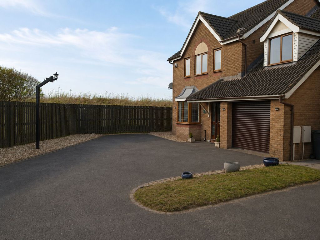Property photo 2 of 32