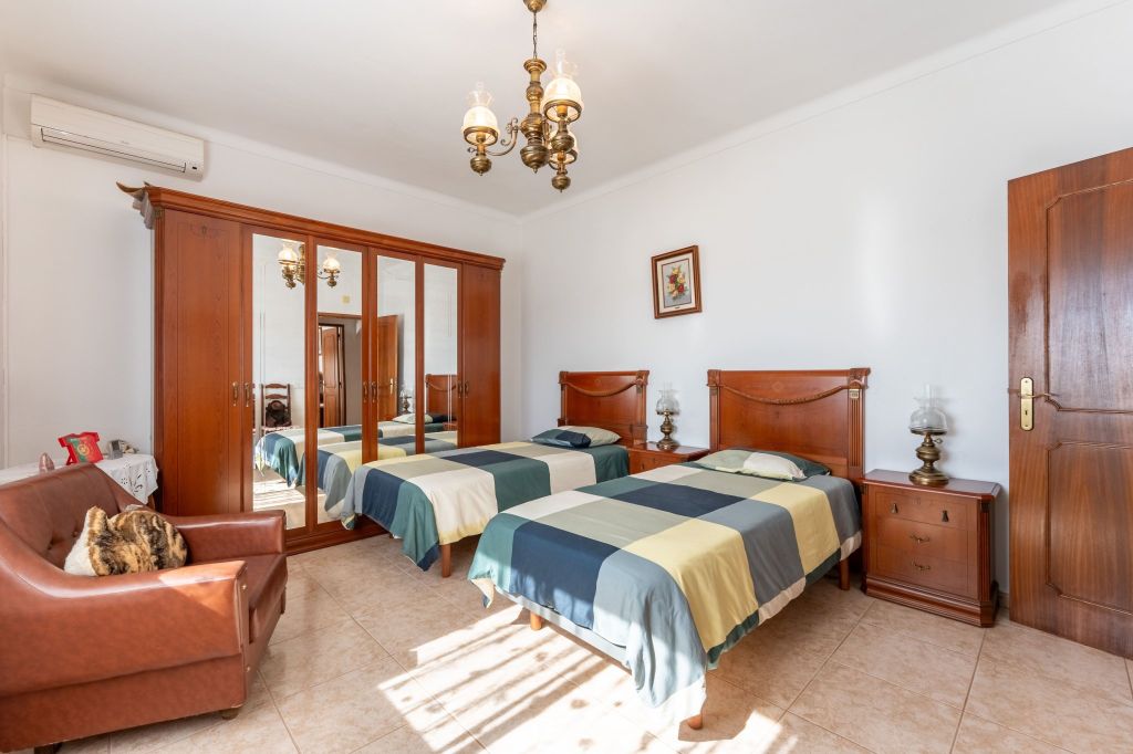 Property photo 3 of 14 <Alttext/>