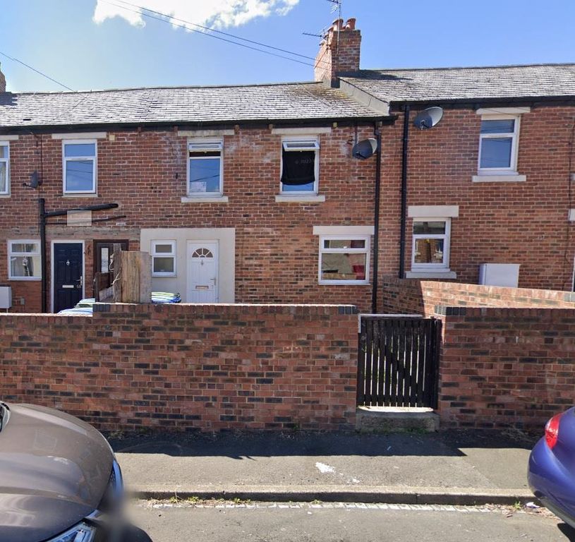 Property photo 1 of 1 7 Noble St Front.Jpg