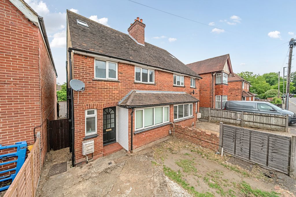 Property photo 1 of 12