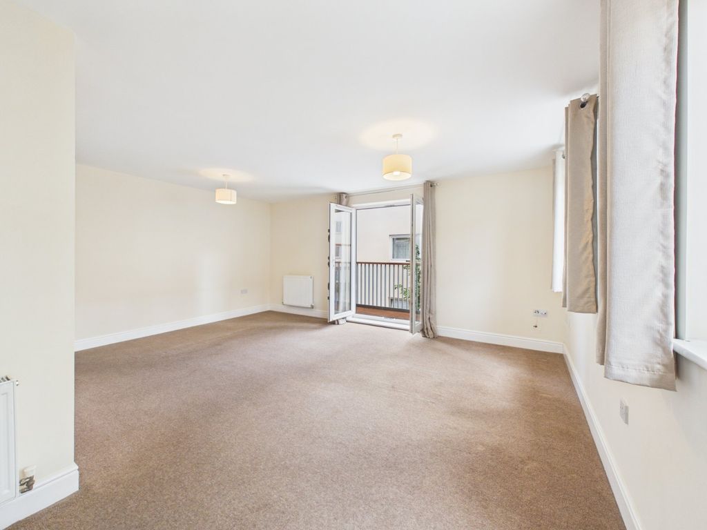 Property photo 3 of 11 Picture No. 01