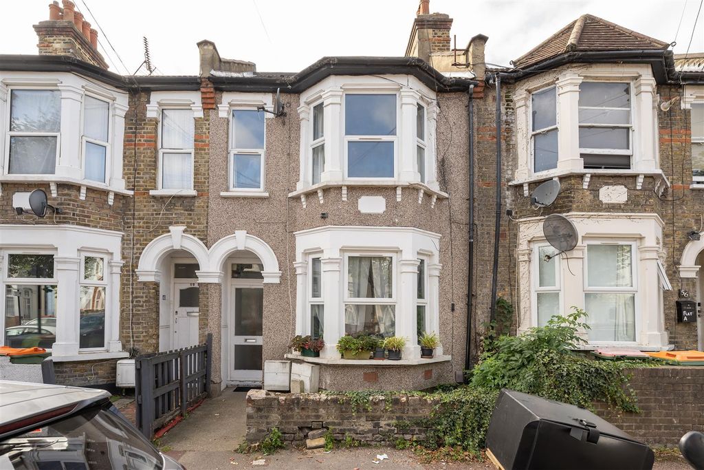 Property photo 1 of 28 Ernald Avenue, E6