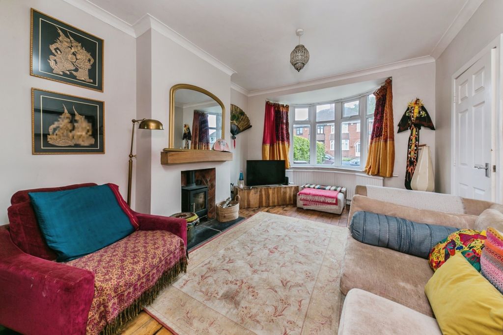 Property photo 2 of 31 Pbox-Img.Jpg