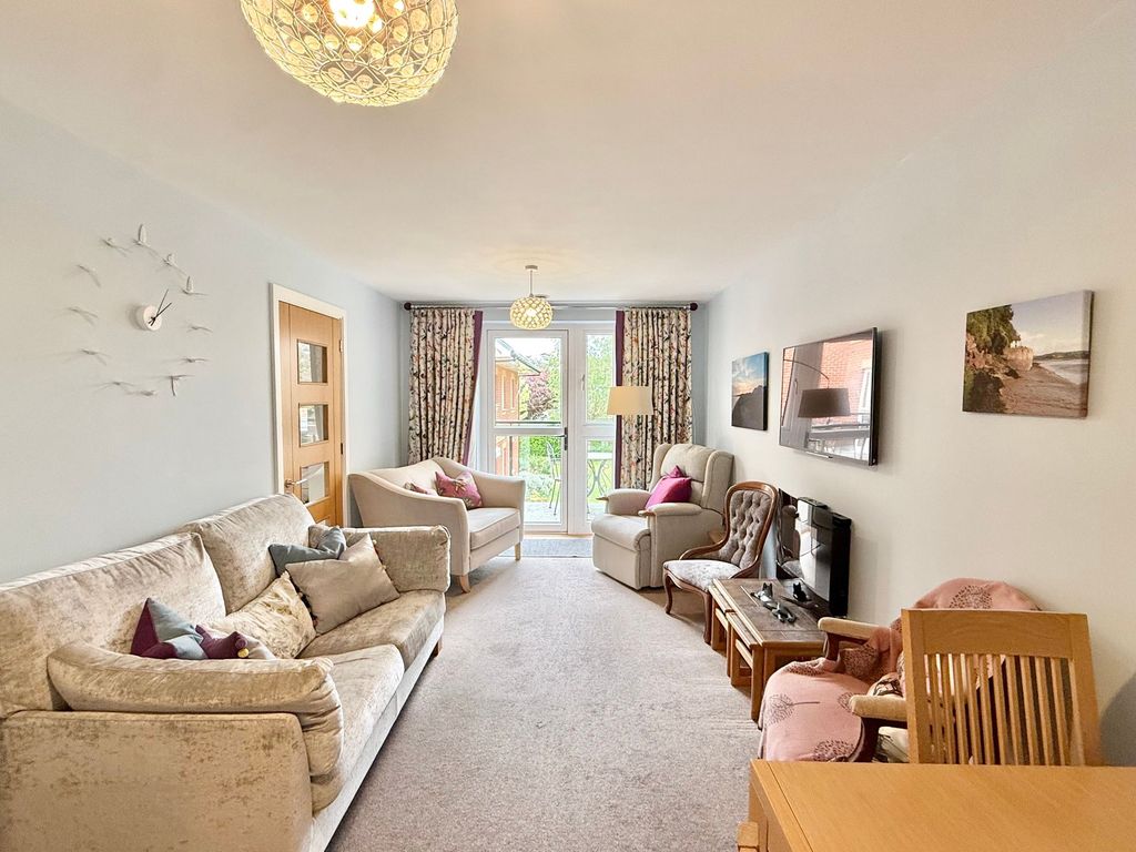 Property photo 3 of 14