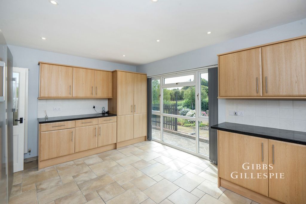 Property photo 2 of 20 Pbox-Img.Jpg