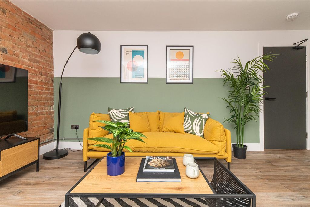 Property photo 3 of 21 Edit-6526.Jpg