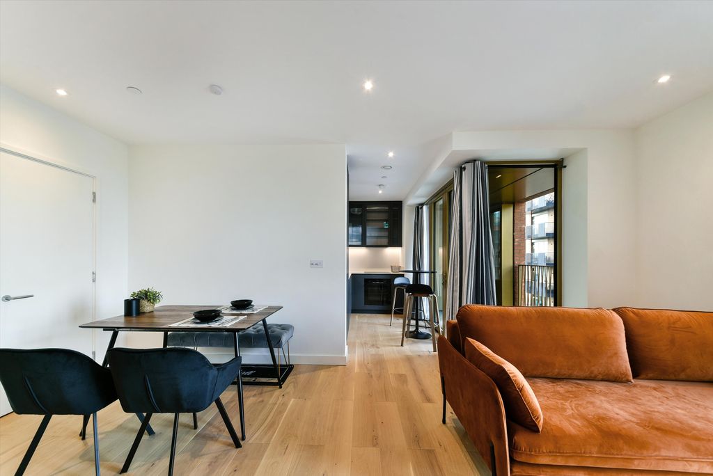 Property photo 1 of 12 Image