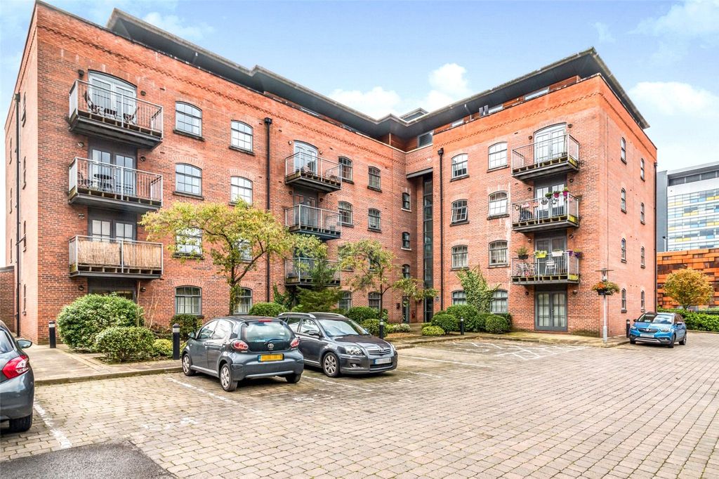 Property photo 1 of 20 Picture No. 01