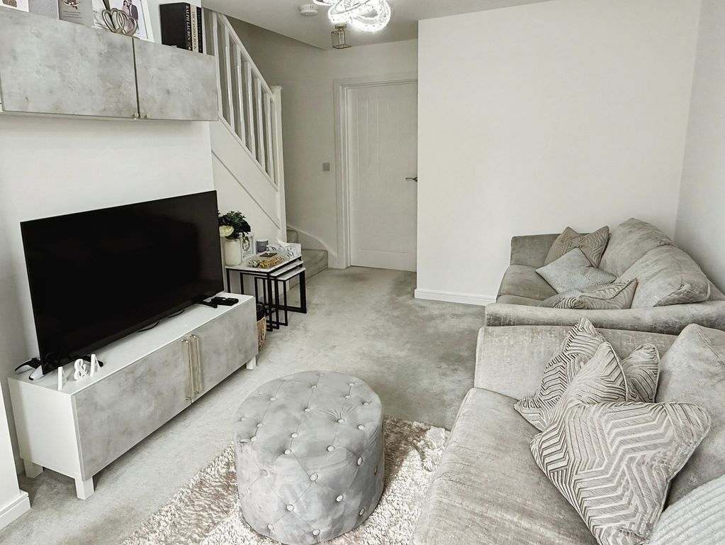 Property photo 3 of 16