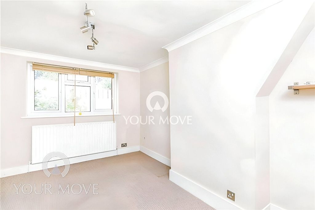 Property photo 3 of 8 Picture No. 21