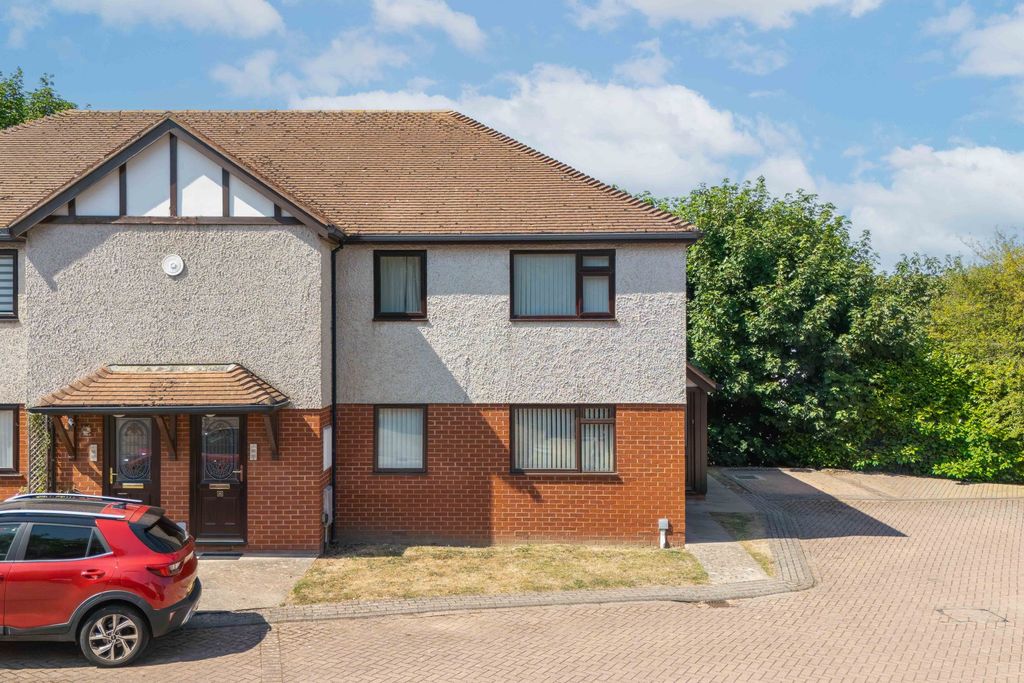 Property photo 1 of 6