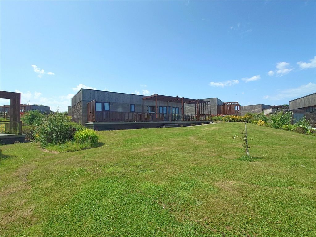 Property photo 1 of 27 Picture No. 28