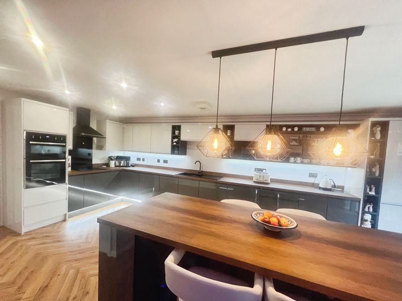 Property photo 2 of 22 Kitchen Diner