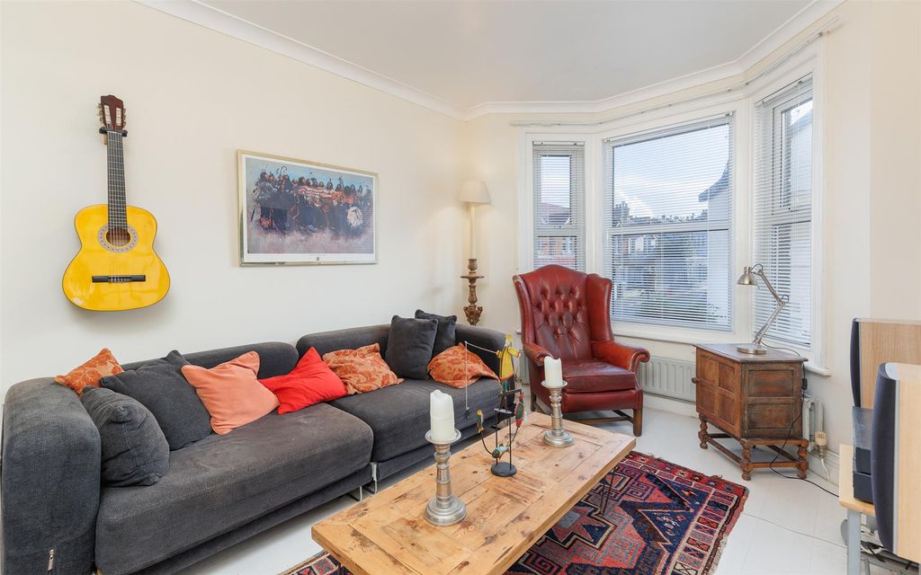 Property photo 1 of 23