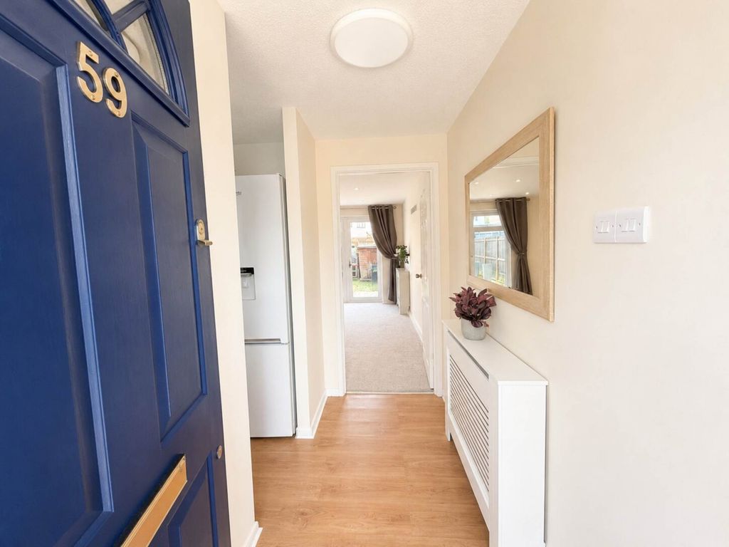 Property photo 3 of 11