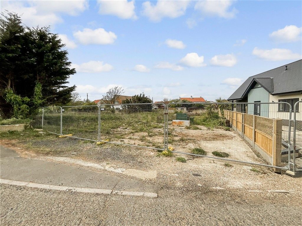 Property photo 1 of 8 Plot