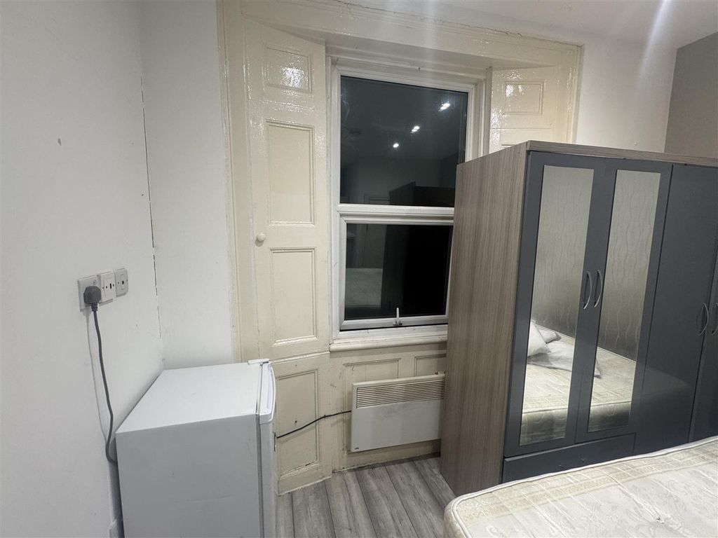 Property photo 2 of 7 Image3.Jpeg