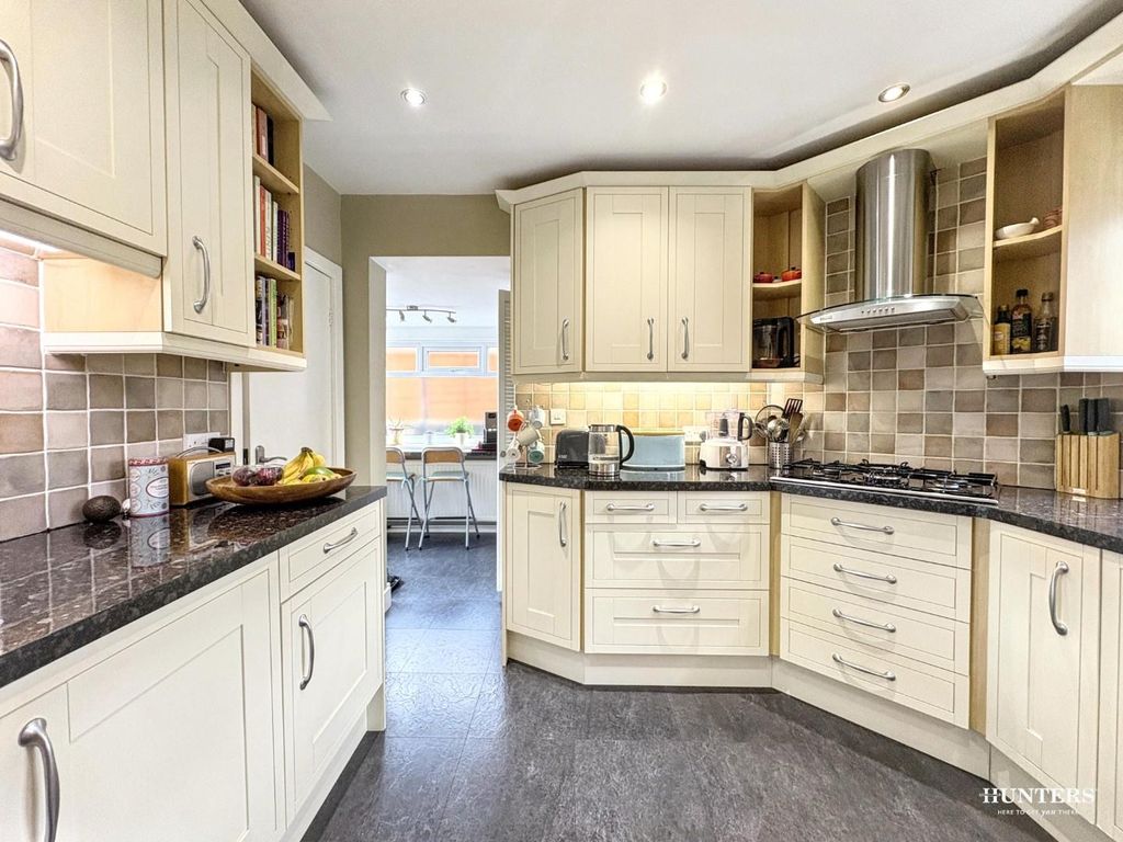 Property photo 3 of 44 Img_3837.Jpg