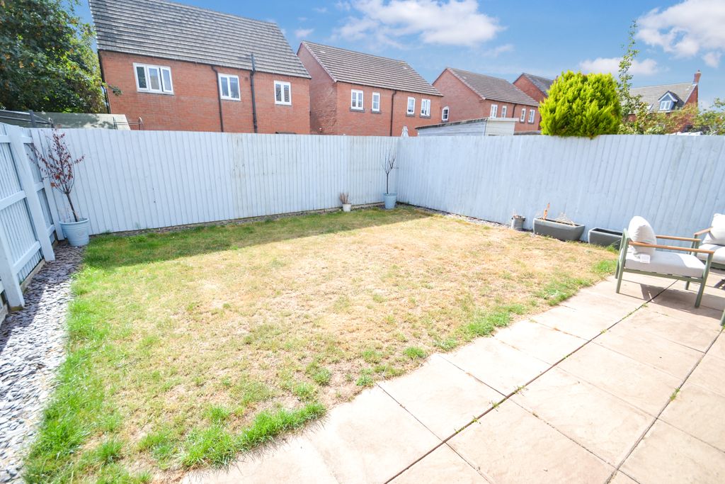 Property photo 2 of 11 Rear Garden