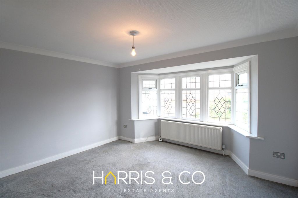 Property photo 2 of 16 Picture No. 05