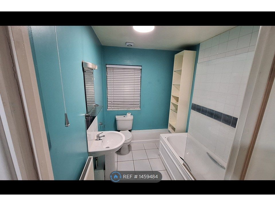 Property photo 3 of 8