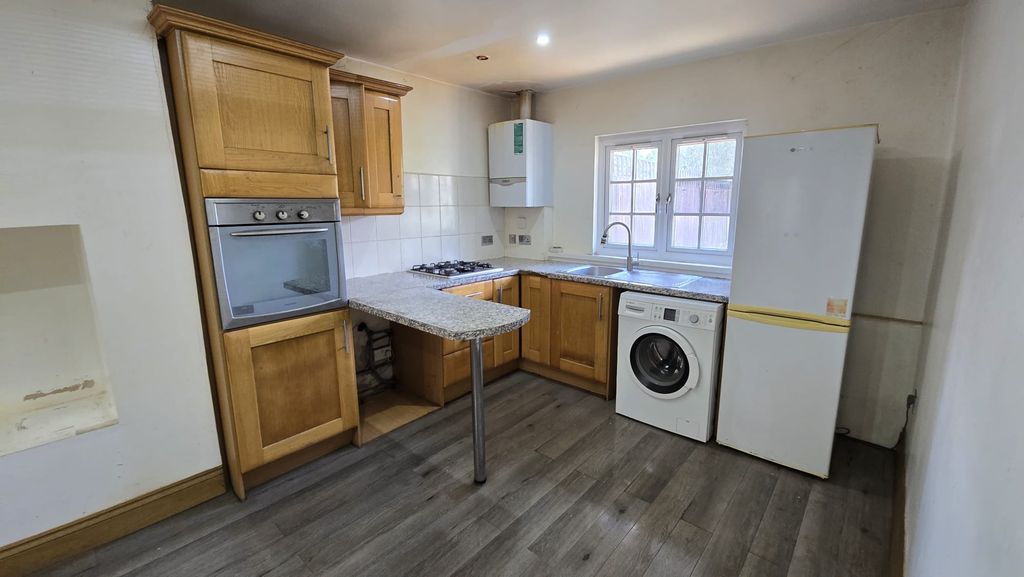 Property photo 1 of 15