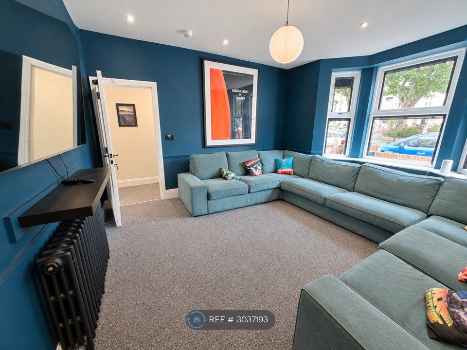 Property photo 2 of 13 Living Room