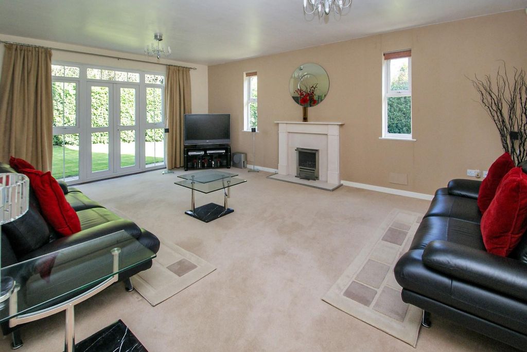 Property photo 2 of 12 2026-03-14 10.25.56.Jpg