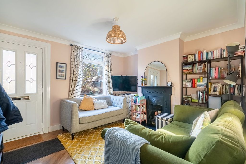 Property photo 2 of 12