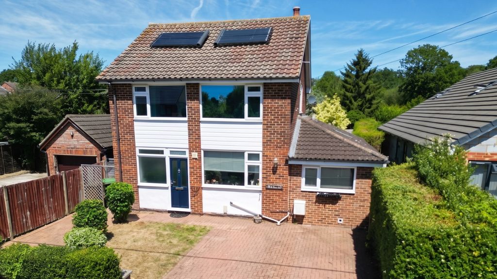 Property photo 1 of 18 2700763