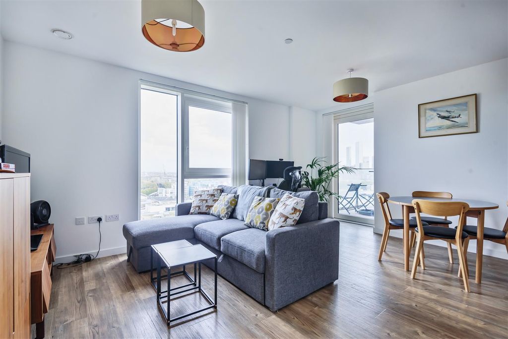 Property photo 1 of 18 9.Jpg