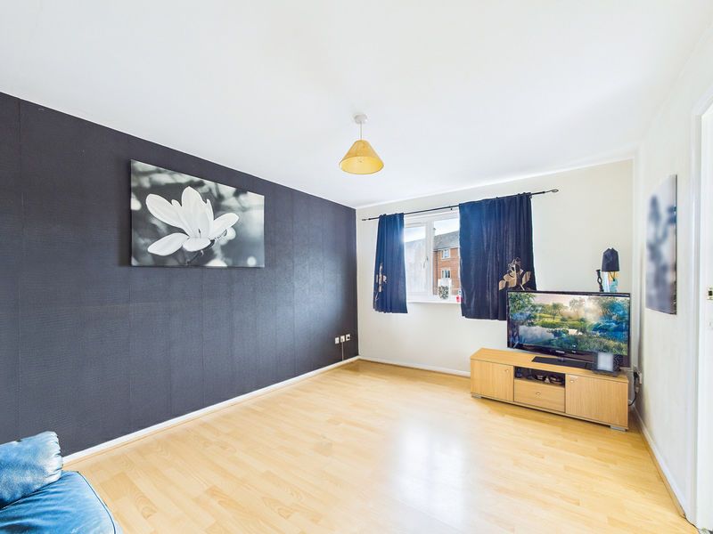 Property photo 2 of 7 Photo 10