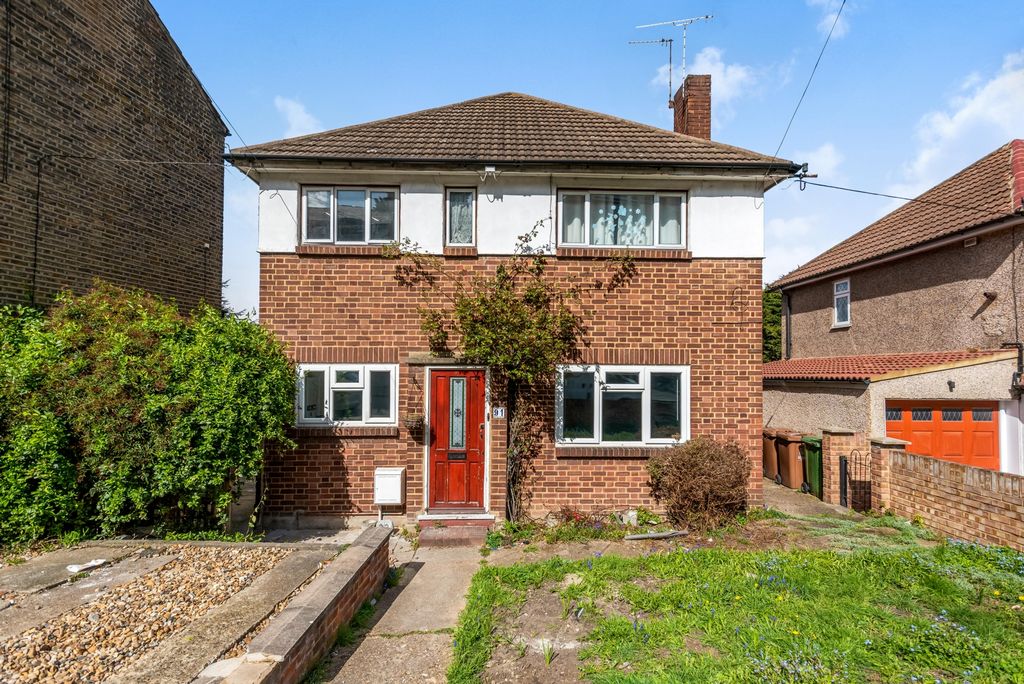 Property photo 1 of 11 Photo 9