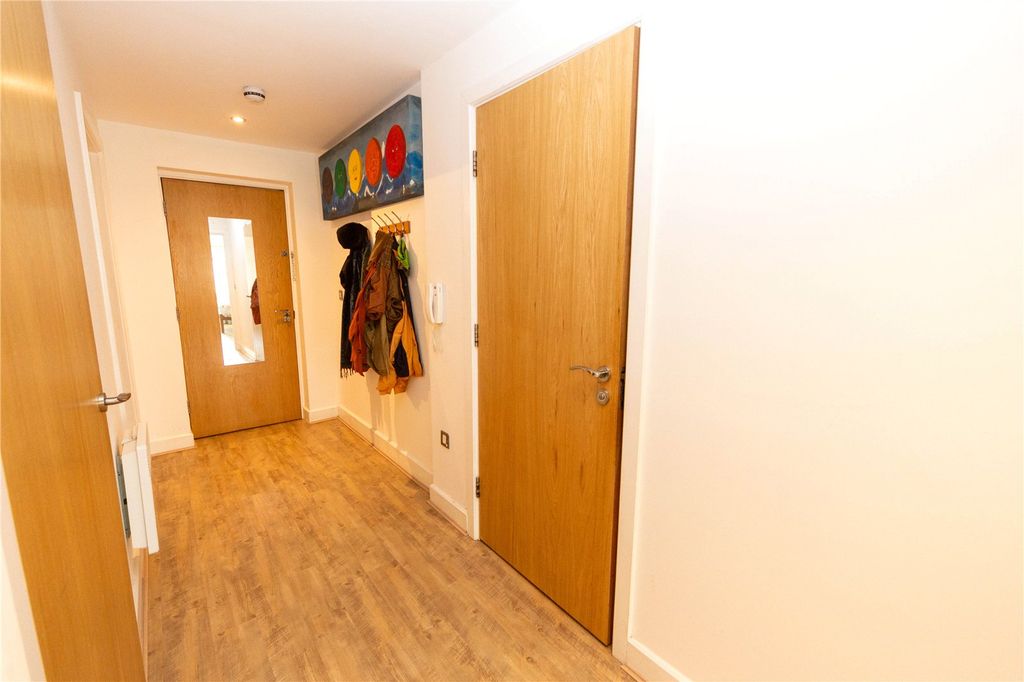 Property photo 2 of 11 Picture No. 07