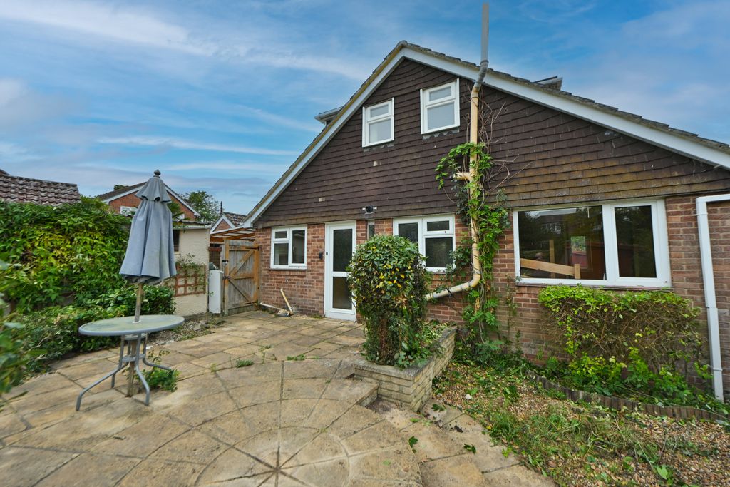 Property photo 2 of 23