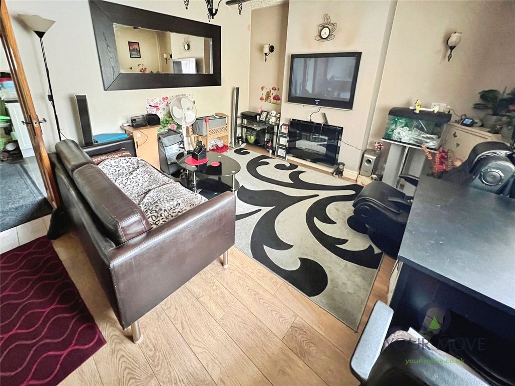 Property photo 2 of 9 Lounge