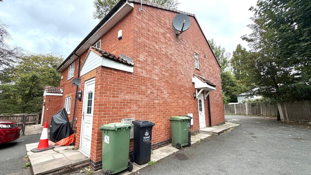 Property photo 1 of 5