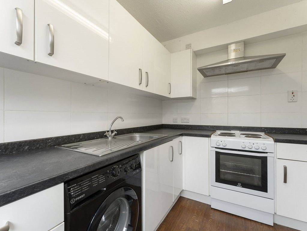 Property photo 3 of 13 Picture No. 10