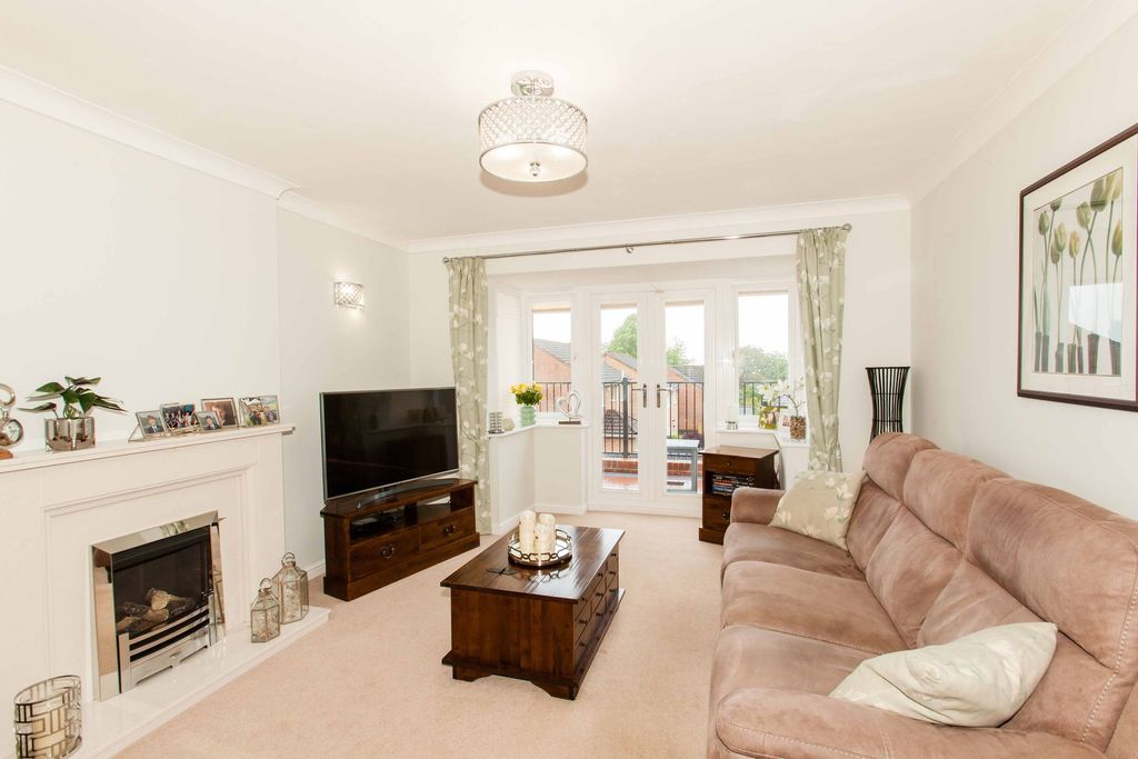 Property photo 3 of 48