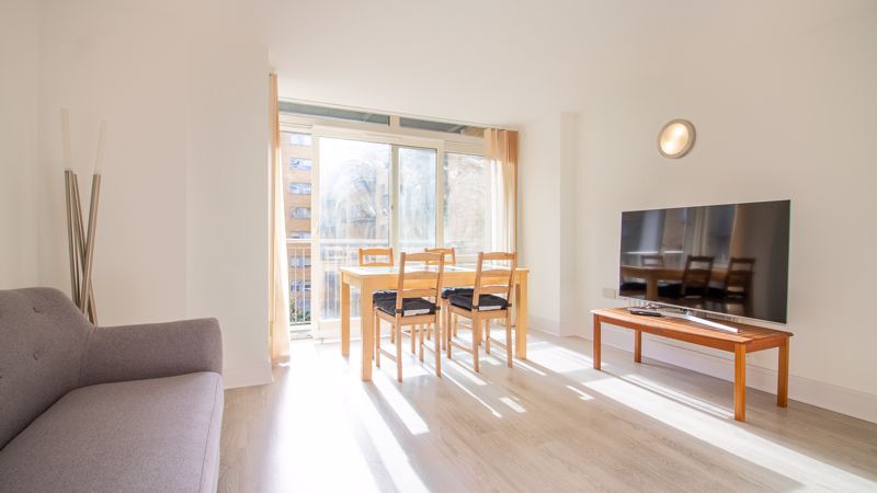 Property photo 3 of 12 Photo 8