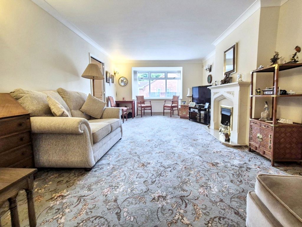 Property photo 2 of 24