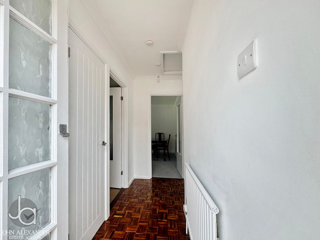 Property photo 2 of 15 Img_13882_10_Large