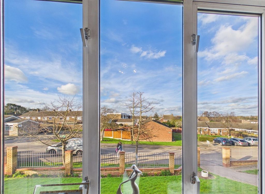 Property photo 3 of 14 Lounge Window New.Jpg