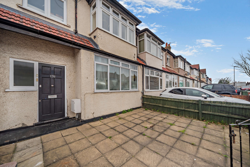 Property photo 1 of 7