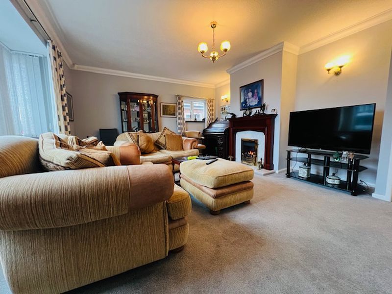 Property photo 2 of 12 Photo 4