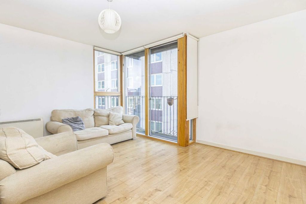 Property photo 2 of 4