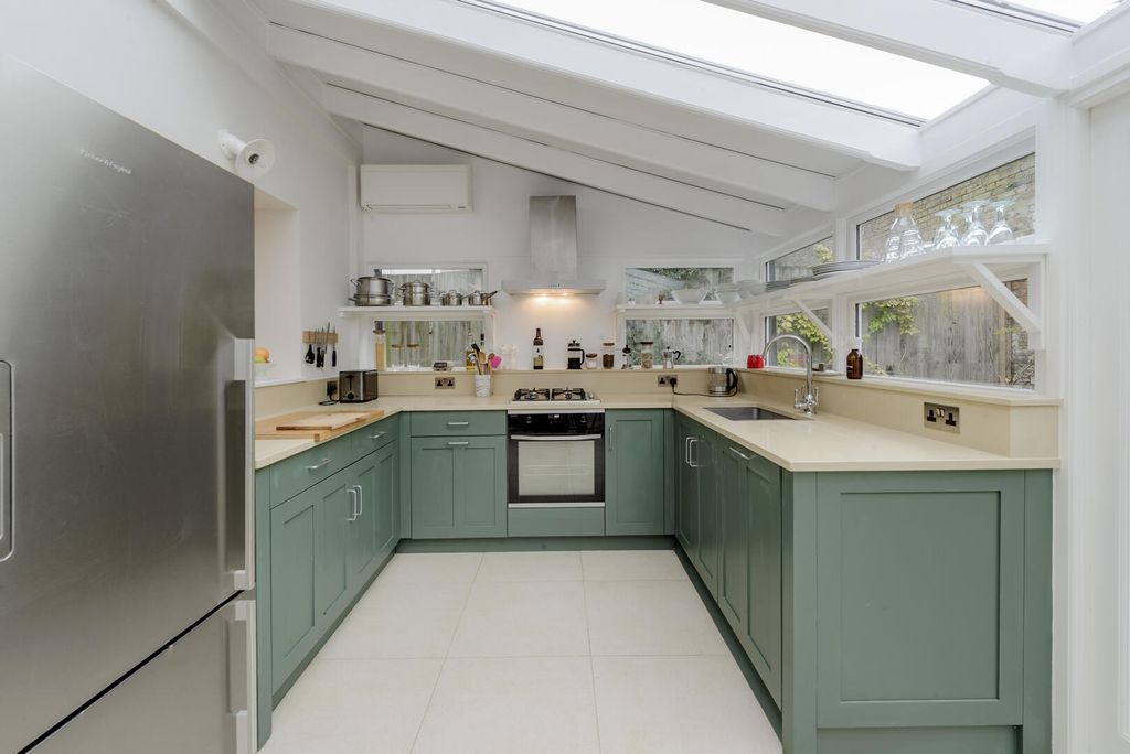 Property photo 1 of 14 Kitchen