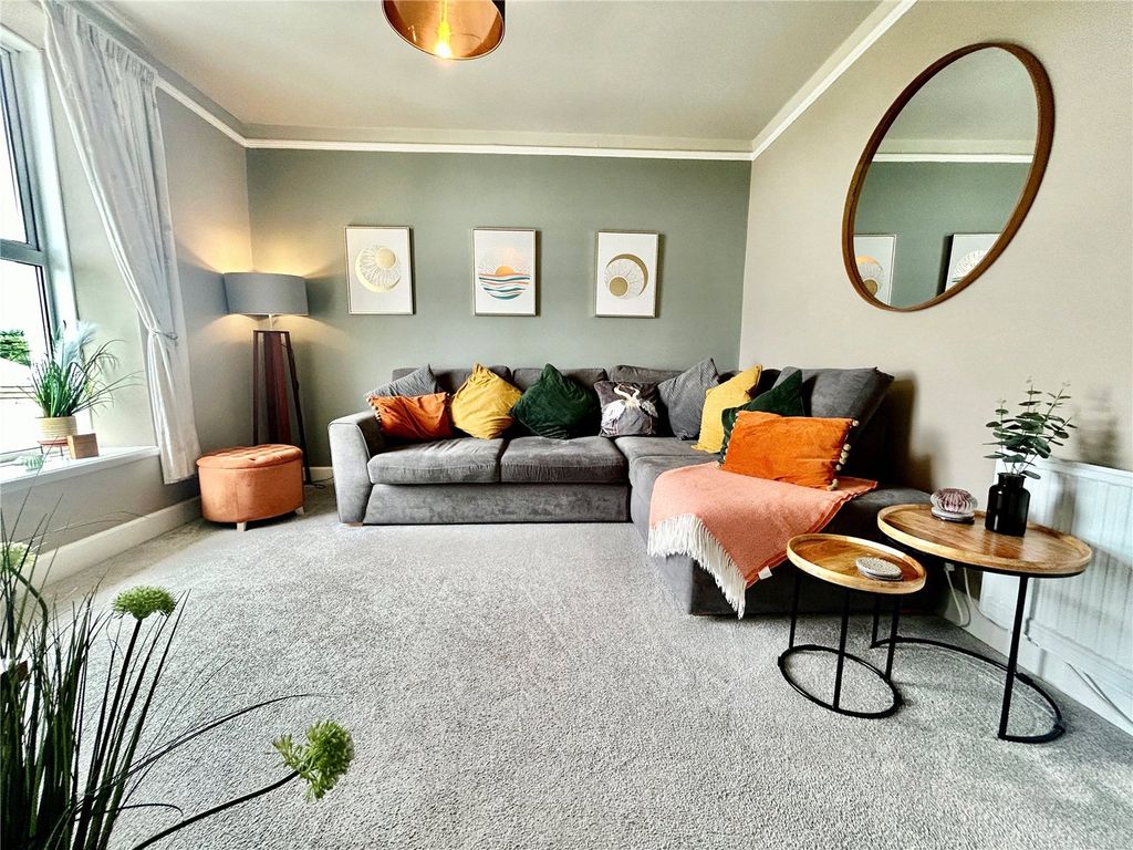 Property photo 1 of 13 Picture No. 02