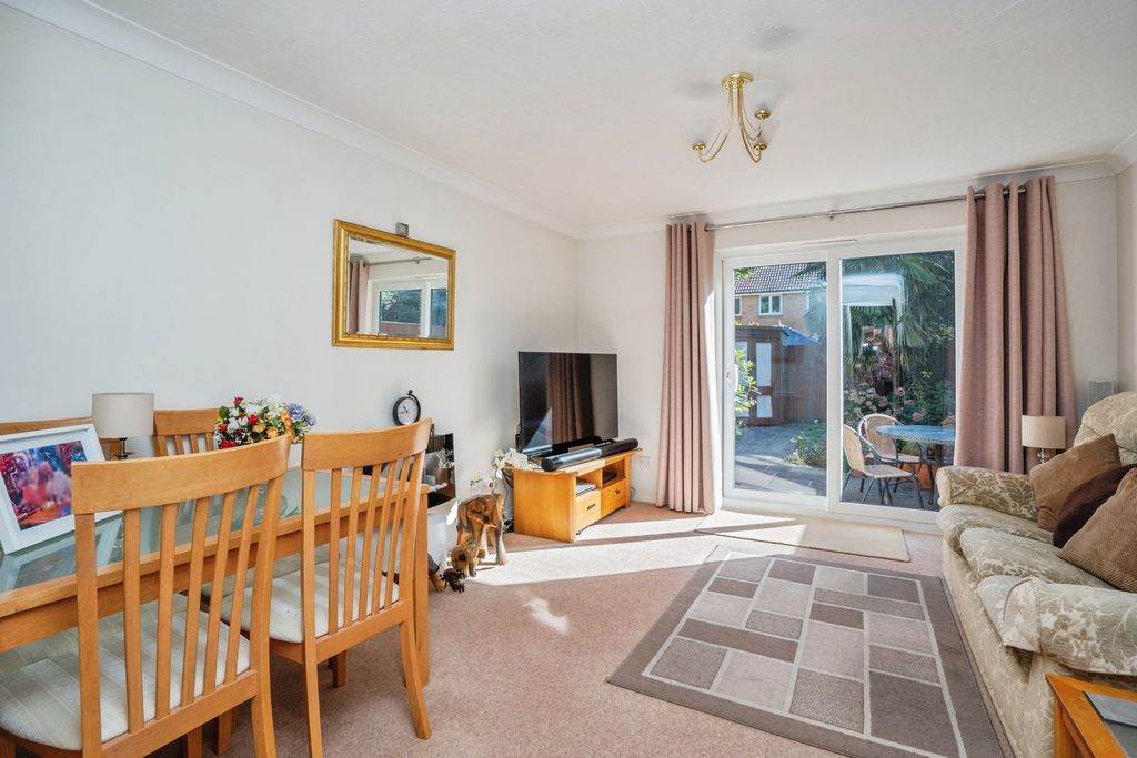 Property photo 2 of 15 Pbox-Img.Jpg